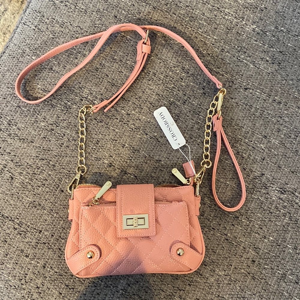Pink crossbody bag! Never used. NWT ✨💖